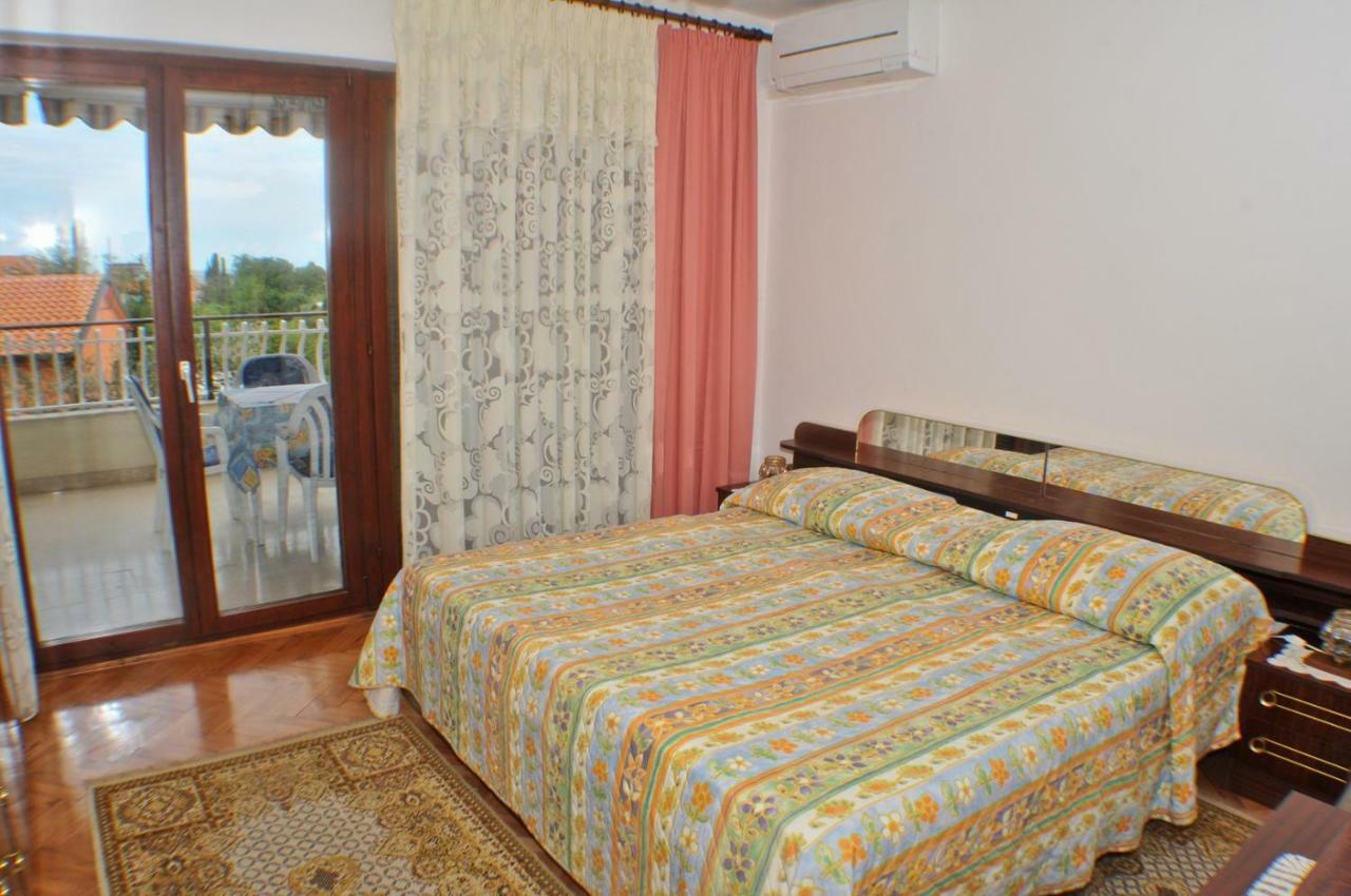 Hotel Haus Liliana Tar-Vabriga Exteriér fotografie