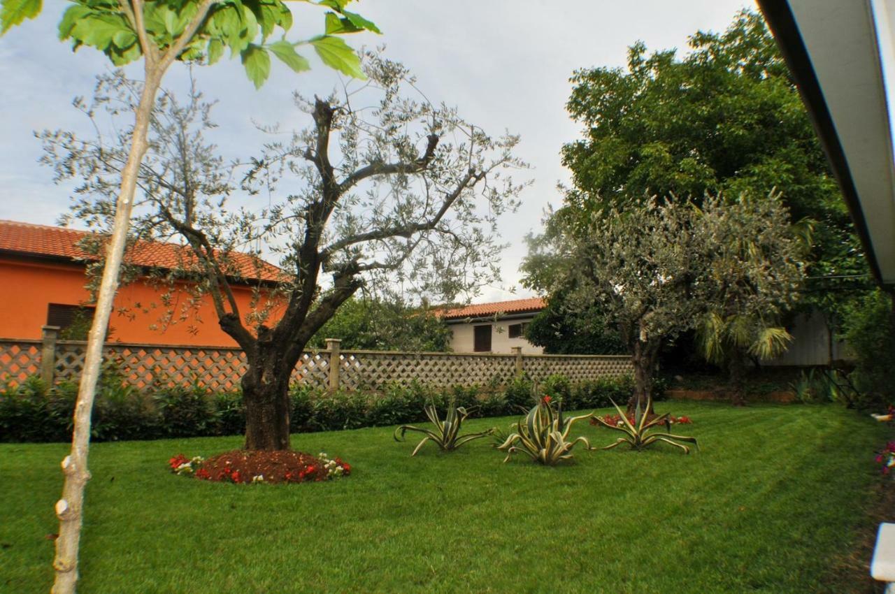 Hotel Haus Liliana Tar-Vabriga Exteriér fotografie
