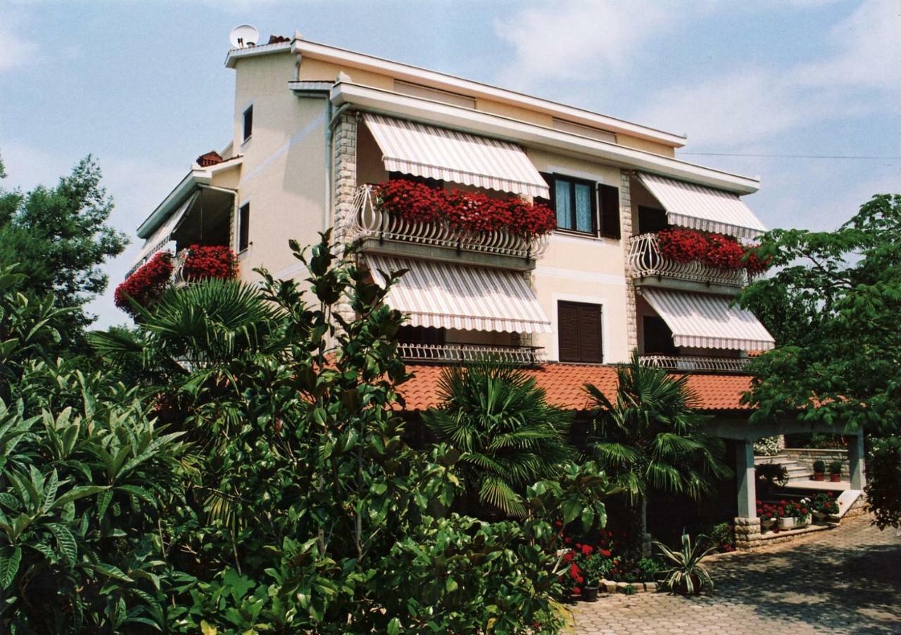Hotel Haus Liliana Tar-Vabriga Exteriér fotografie